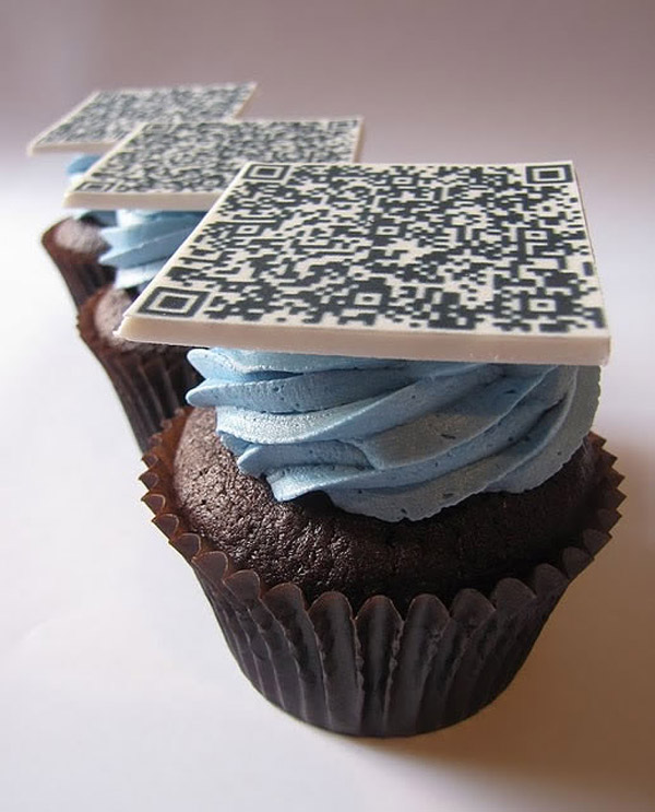 QR-Code-Brand-Design 05 cupcake